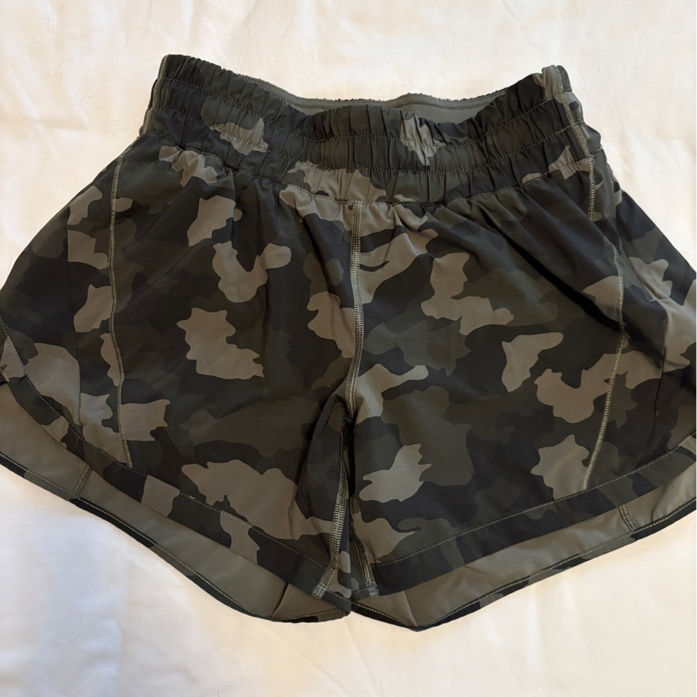 Lululemon Track That MR size 6